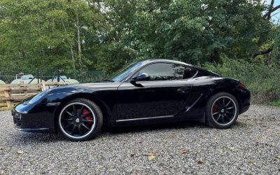 Porsche Cayman S Black Edition
